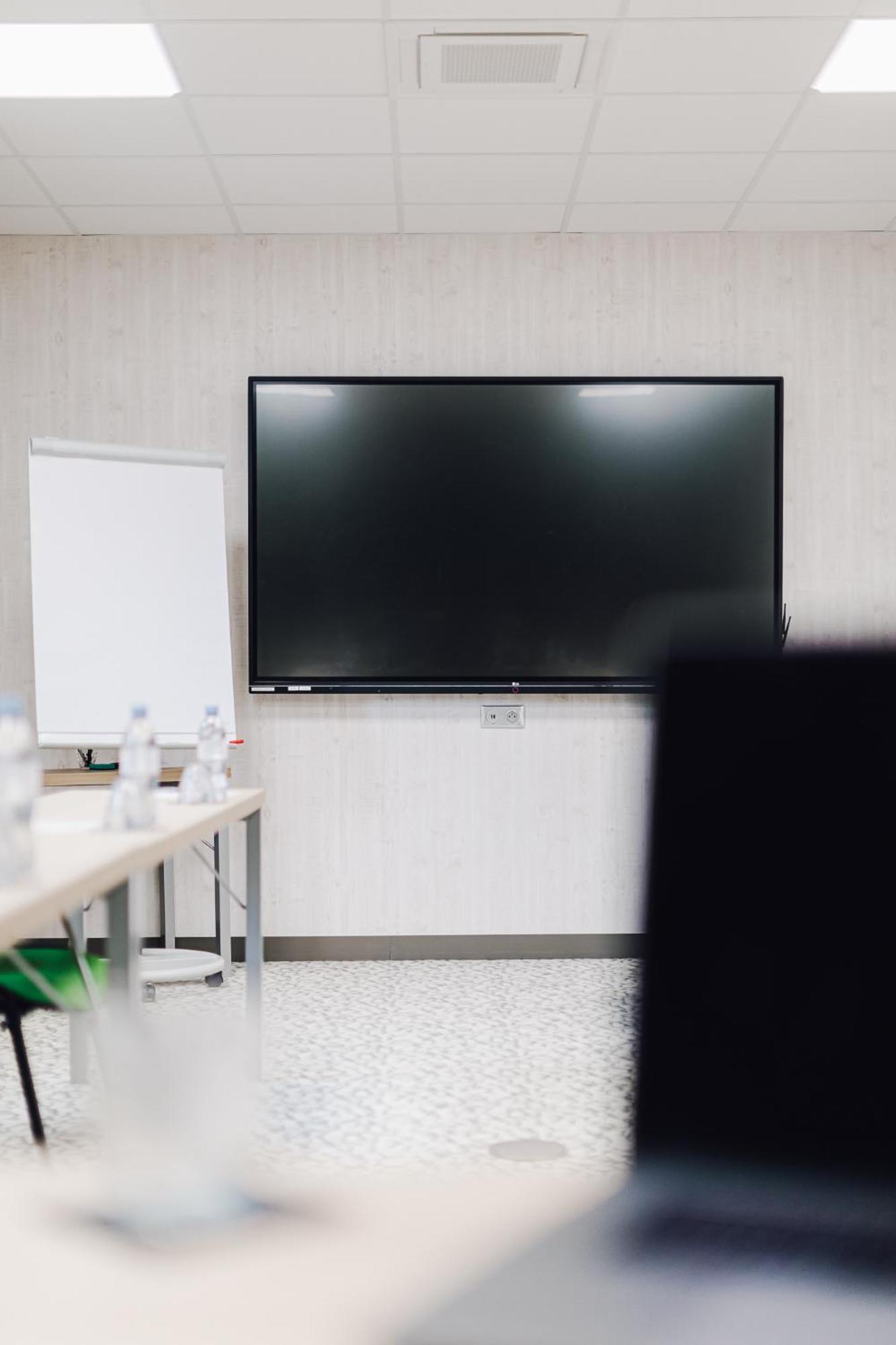 Ibis Styles Contres-Cheverny Le Controis-en-Sologne Esterno foto